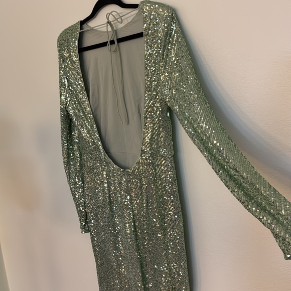 ASOS DESIGN Tall embellished sequin pencil midi dress Green Size size US 12 - Picture 14 of 14